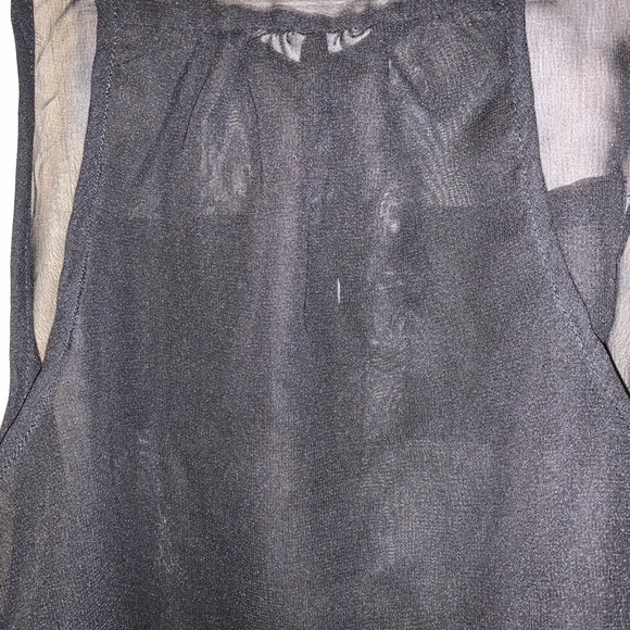 Woman top - Picture 5 of 16